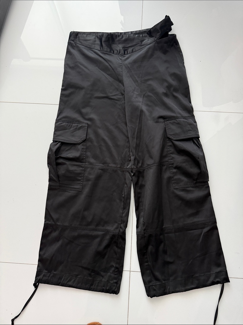 Zara Black Cargo Pants with Waist Cutout and Utility Pockets